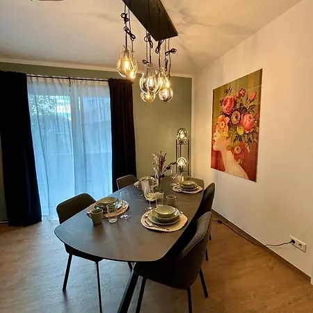 Zentral Und Stilvoll Nahe Kurpark Und Bali Therme Apartmán